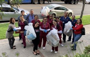 Student Ambassadors Help Clean Up ACC-Los Angeles Neighborhood Gallery